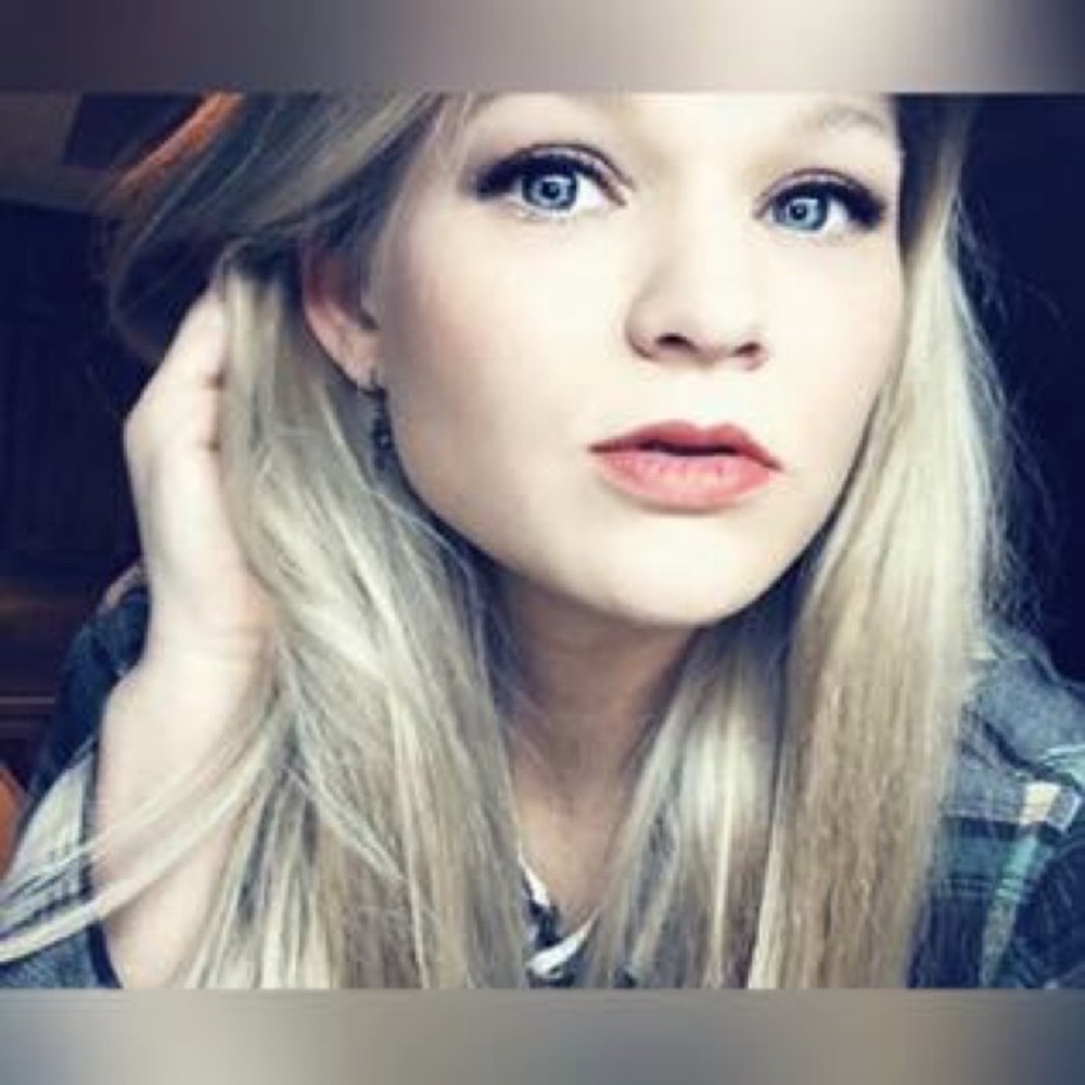 Meet your Posher, Tana